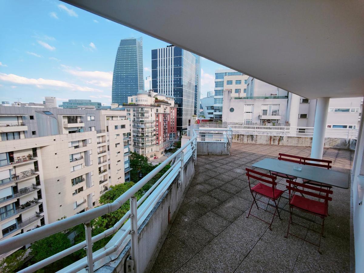Incroyable T2 La Defense - Parking Gratuit Lejlighed Courbevoie Eksteriør billede
